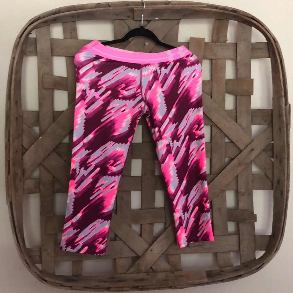 Under Armor crop pants